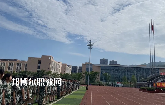 曲靖麒麟職業(yè)技術(shù)學(xué)校2022年報(bào)名條件、招生要求、招生對(duì)象