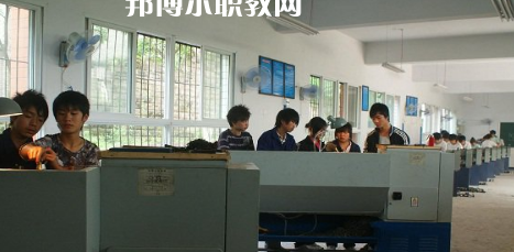 廣安機電工業(yè)職業(yè)技術(shù)學(xué)校2022年有哪些專業(yè)