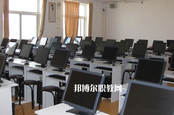 石家莊世海傳媒中等專(zhuān)業(yè)學(xué)校2022年招生辦聯(lián)系電話