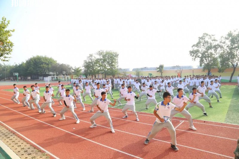 楚雄州體育運(yùn)動(dòng)學(xué)校2022年報(bào)名條件、招生要求、招生對(duì)象