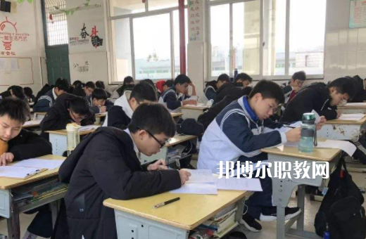 楚雄州體育運(yùn)動(dòng)學(xué)校2022年有哪些專(zhuān)業(yè)