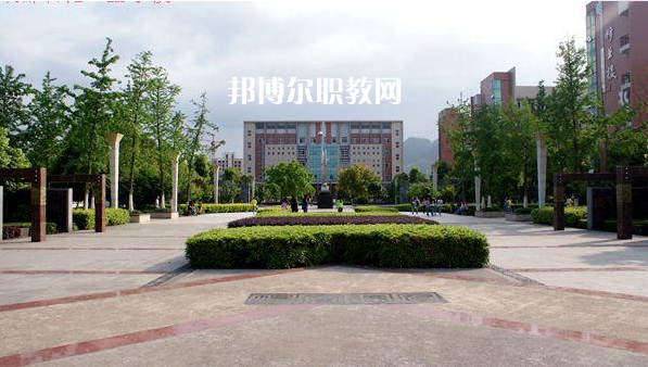 重慶南川隆化職業(yè)中學(xué)校2022年報(bào)名條件、招生要求、招生對象