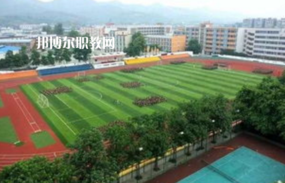云南昆明工業(yè)學(xué)校2022年報(bào)名條件、招生要求、招生對(duì)象