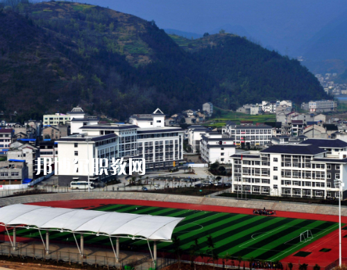 重慶巫溪職業(yè)教育中心2022年報(bào)名條件、招生要求、招生對(duì)象