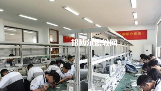 樂清柳市職業(yè)技術(shù)學校23