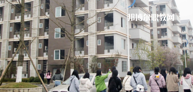 南充工貿科技職業(yè)學校怎么樣、好不好