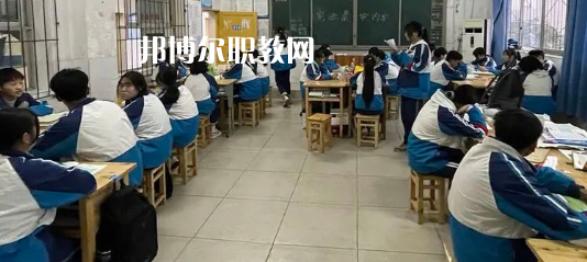 四川瀘州市江南職業(yè)中學(xué)校2022年報名條件、招生要求、招生對象