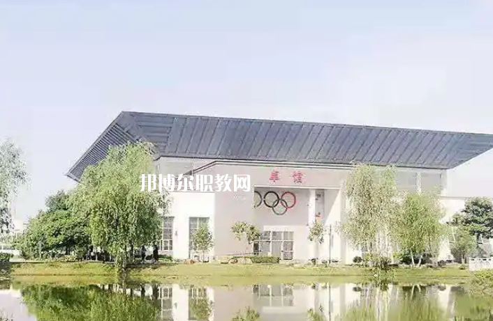江蘇高淳中等專業(yè)學校2022年報名條件、招生要求、招生對象