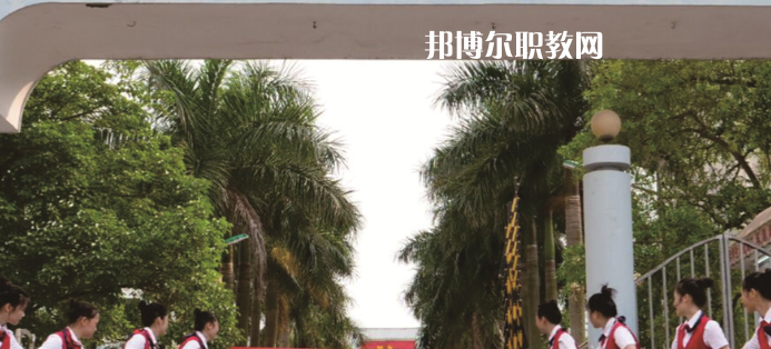 合浦中等職業(yè)技術(shù)學(xué)校2022年招生辦聯(lián)系電話(huà)