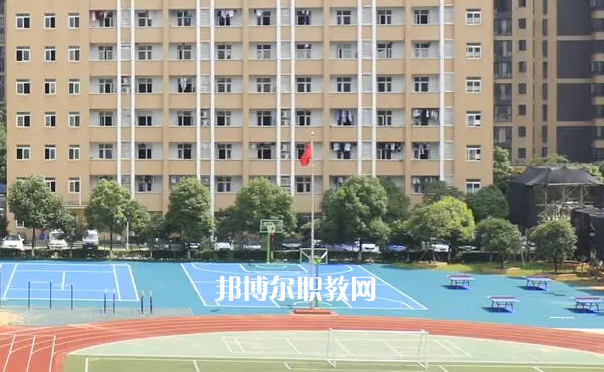 武漢助產(chǎn)學(xué)校2022年報名條件、招生要求、招生對象