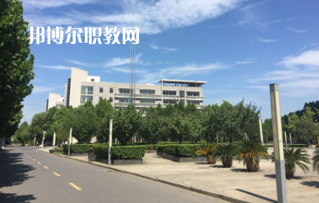武漢儀表電子學(xué)校2022年報(bào)名條件、招生要求、招生對(duì)象