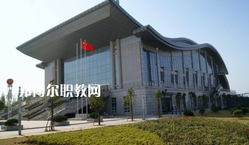 武漢體育運(yùn)動(dòng)學(xué)校2022年報(bào)名條件、招生要求、招生對(duì)象