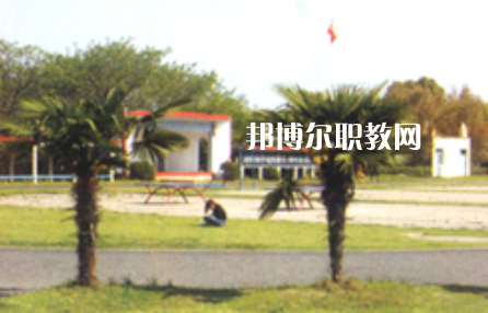 湖北汽車工業(yè)實(shí)驗(yàn)技工學(xué)校2022年怎么樣、好不好