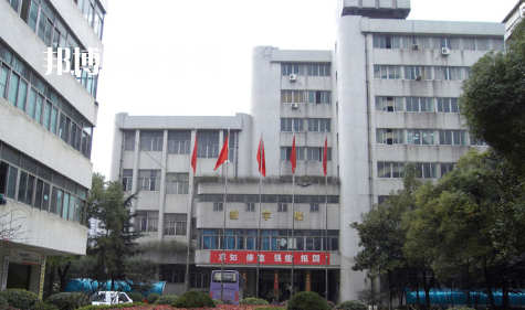武漢洪山外經(jīng)貿(mào)學(xué)校2022年怎么樣、好不好