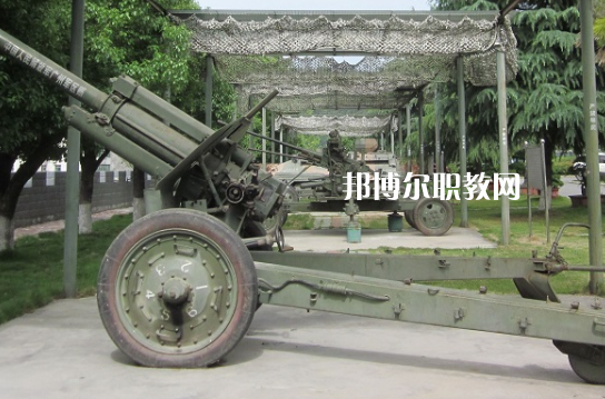 湖北十堰職業(yè)技術(shù)集團學(xué)校2022年報名條件、招生要求、招生對象
