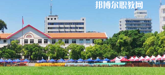 廣西機電技師學(xué)院2022年學(xué)費、收費多少