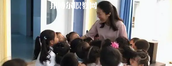 廣東2022年去上中專學校學什么對以后好一點
