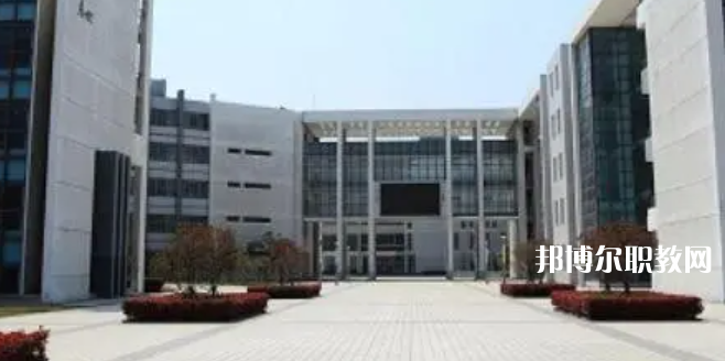 鹽城工業(yè)職業(yè)技術(shù)學院好不好_2023年有單招嗎