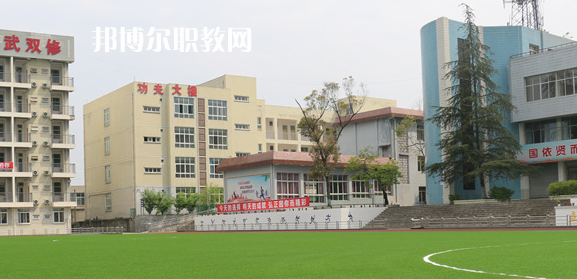 德陽弘正科技職業(yè)學(xué)校2023年學(xué)費(fèi)、收費(fèi)多少