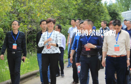 四川省南部縣職業(yè)技術(shù)學(xué)校2023年學(xué)費(fèi)、收費(fèi)多少