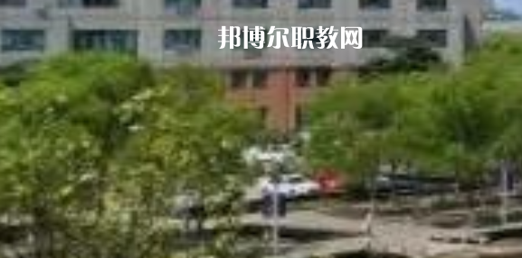 江蘇省常熟中等專業(yè)學(xué)校地址在哪里，哪個(gè)地區(qū)，哪個(gè)城市?