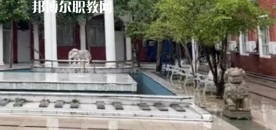 臺州市雙語實驗學(xué)校地址在哪里，哪個地區(qū)，哪個城市?