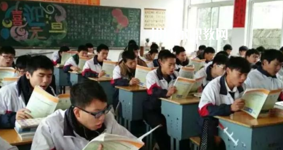 2023浙江省衢州財經(jīng)學(xué)校多少錢 浙江省衢州財經(jīng)學(xué)校各專業(yè)學(xué)費(fèi)收費(fèi)標(biāo)準(zhǔn)