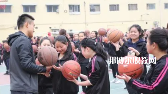 西安市明珠職業(yè)學(xué)校地址在哪里，哪個(gè)地區(qū)，哪個(gè)城市?