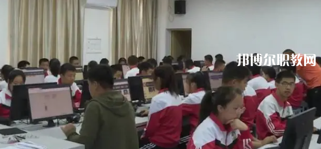 2023留壩縣職業(yè)教育中心多少錢 留壩縣職業(yè)教育中心各專業(yè)學(xué)費收費標(biāo)準(zhǔn)