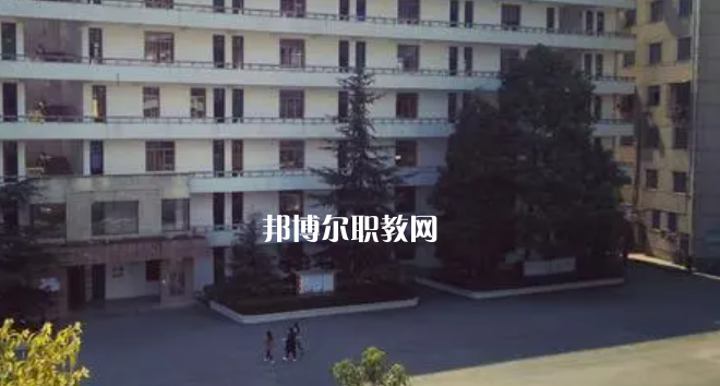 衡陽(yáng)市瀟湘衛(wèi)生中等專業(yè)學(xué)校2023年學(xué)費(fèi)、收費(fèi)多少