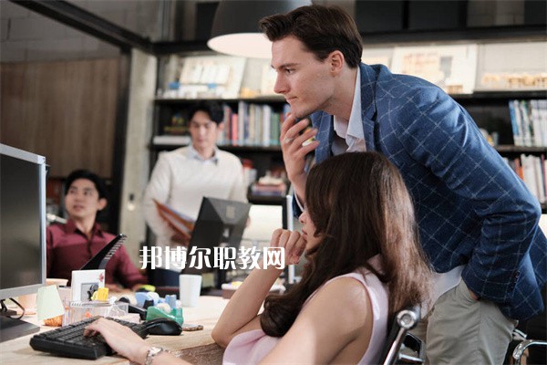 成都汽車(chē)職業(yè)技術(shù)學(xué)校有哪些招生專(zhuān)業(yè)（2023年）