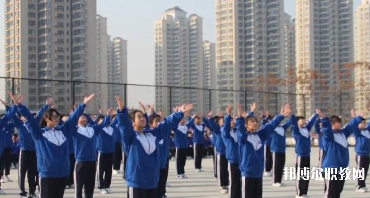 中交第二公路工程局有限公司技工學(xué)校地址，乘車路線