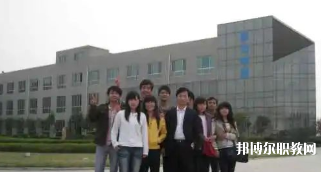 陜西省高教系統(tǒng)職業(yè)中等專業(yè)學(xué)校地址，乘車路線