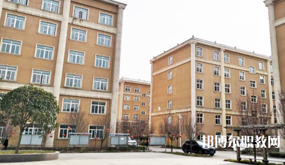 西安弗斯特藝術(shù)技工學校地址，乘車路線