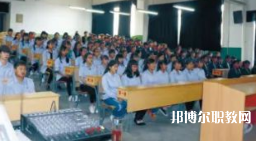 寶雞秦華職業(yè)技術(shù)學(xué)校怎么樣、好不好