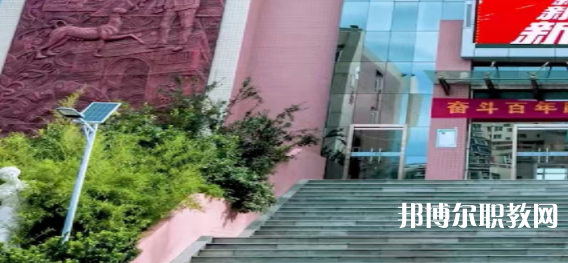 石家莊美術職業(yè)學校地址，乘車路線
