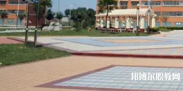 灤州市衛(wèi)生職業(yè)中等專業(yè)學校地址，乘車路線