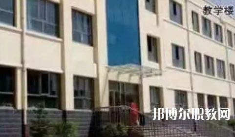 2023赤城縣職業(yè)技術(shù)教育中心多少錢 赤城縣職業(yè)技術(shù)教育中心各專業(yè)學(xué)費收費標準