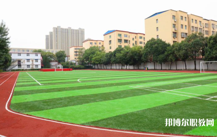 鄭州新華中等專業(yè)學(xué)校怎么樣、好不好