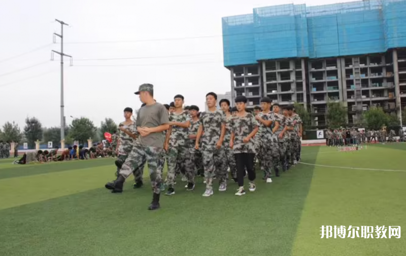 2023伊川縣中等職業(yè)學(xué)校招生計(jì)劃 招生人數(shù)是多少(附要求、條件、對(duì)象)
