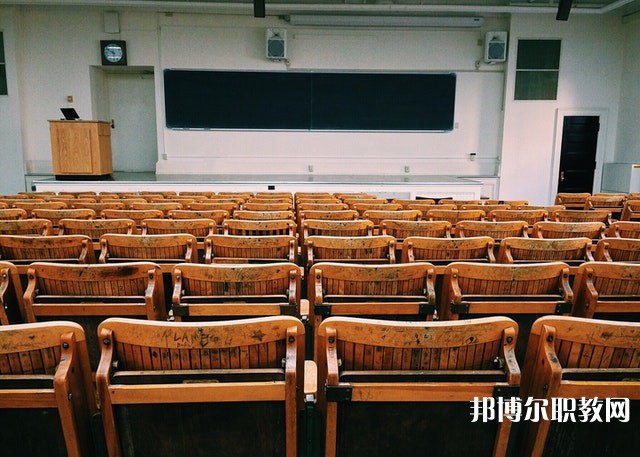 浙江哪里的中職學校能讀無人機技術專業(yè)