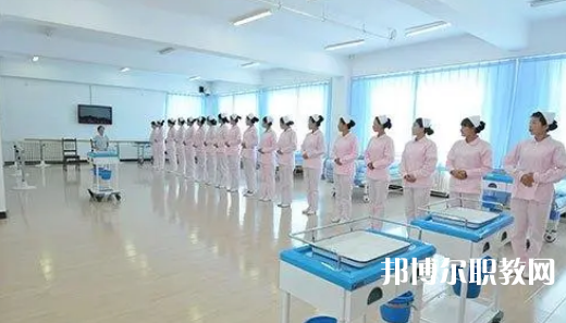 四川育英醫(yī)養(yǎng)科技技工學(xué)校2024年報名條件、招生要求、招生對象