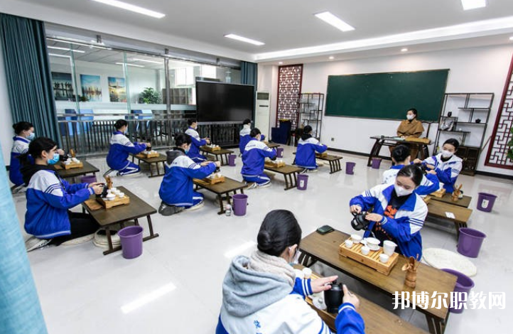 四川興科城市交通技工學(xué)校2024年報(bào)名條件、招生要求、招生對(duì)象