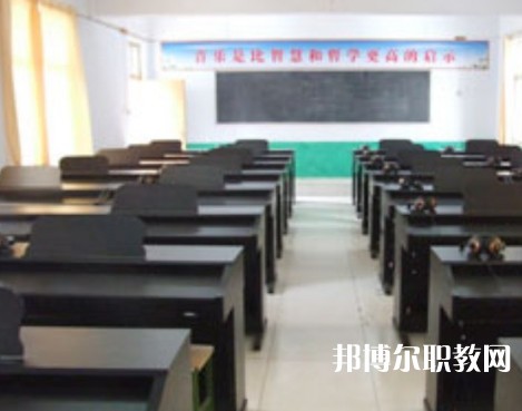 鄭州東方藝術中等專業(yè)學校2023年招生錄取分數(shù)線(2024參考)
