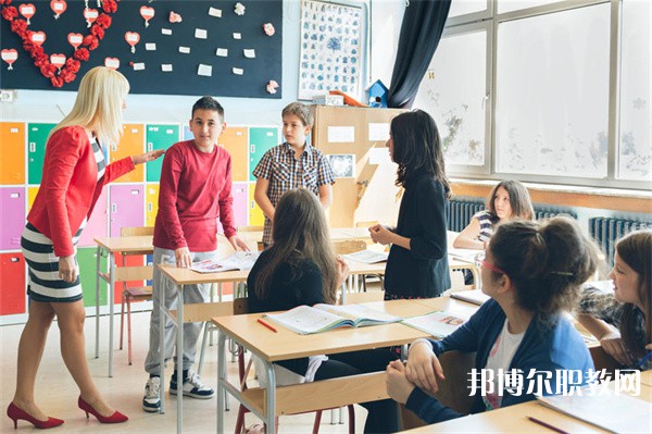 湖南哪里的中職學(xué)校能讀金融學(xué)專(zhuān)業(yè)