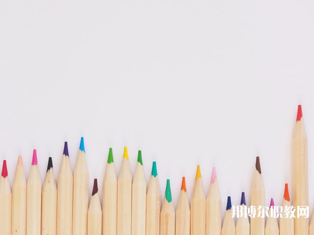 廣西哪里的技工學校能讀護理專業(yè)