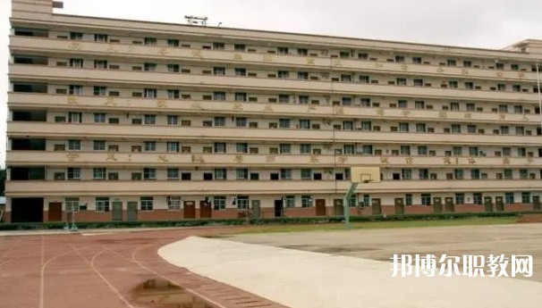 百色市機電工程學(xué)校網(wǎng)站網(wǎng)址主頁