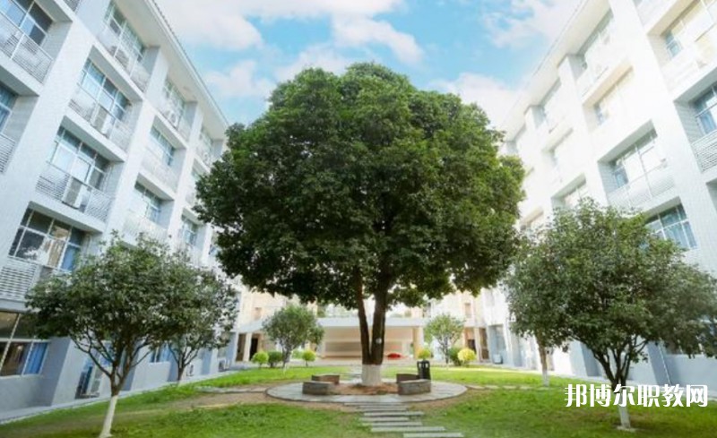 廣東省華夏高級(jí)技工學(xué)校怎么樣、好不好