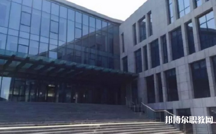 2025遼寧歌舞團(tuán)附屬藝術(shù)學(xué)校多少錢(qián) 遼寧歌舞團(tuán)附屬藝術(shù)學(xué)校各專業(yè)學(xué)費(fèi)收費(fèi)標(biāo)準(zhǔn)