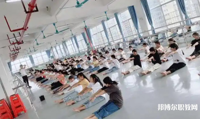 2025南寧商貿學校招生計劃 招生人數是多少(附要求、條件、對象)